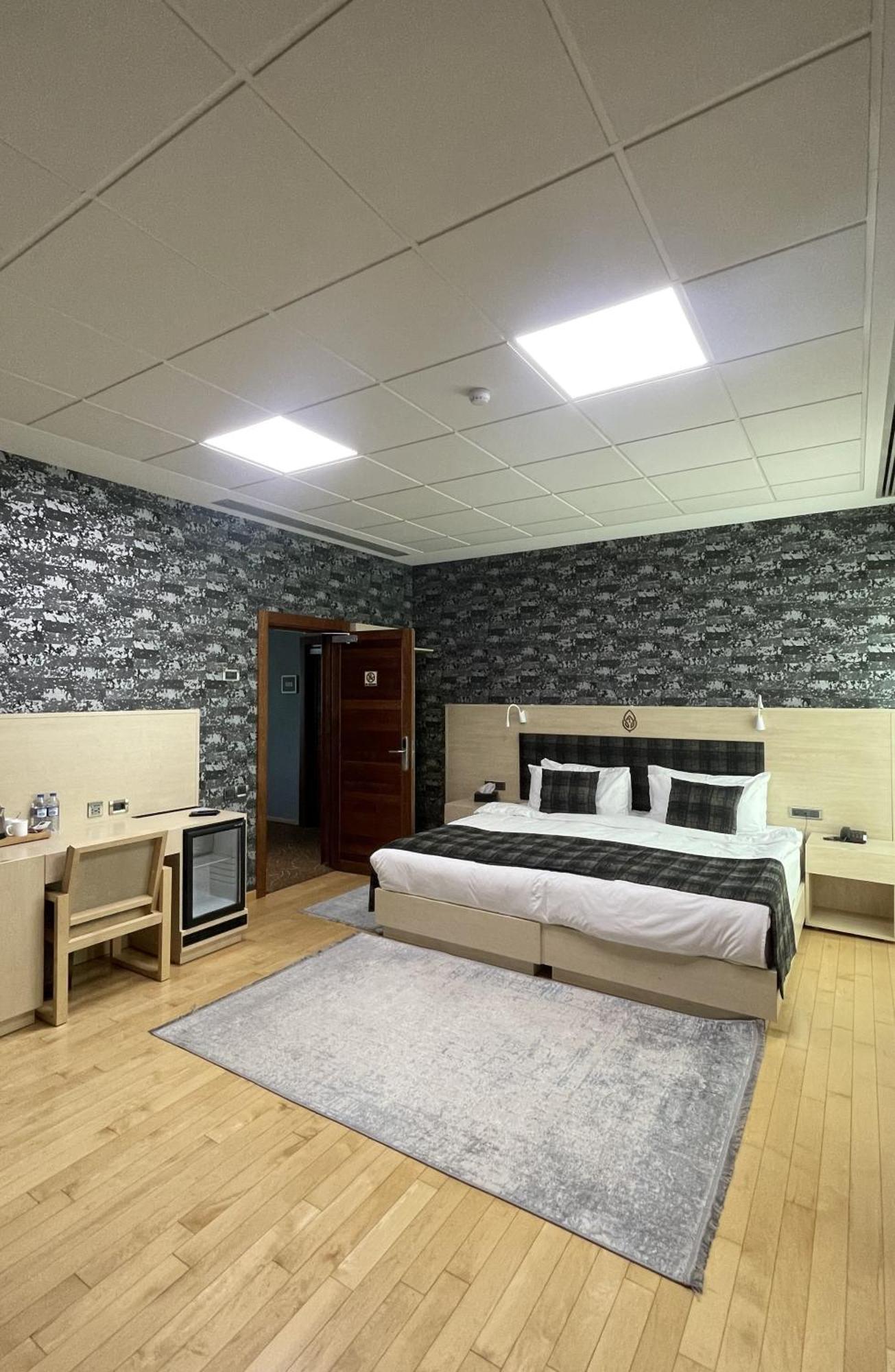 Badam D'Art Boutique Hotel Bakoe Buitenkant foto