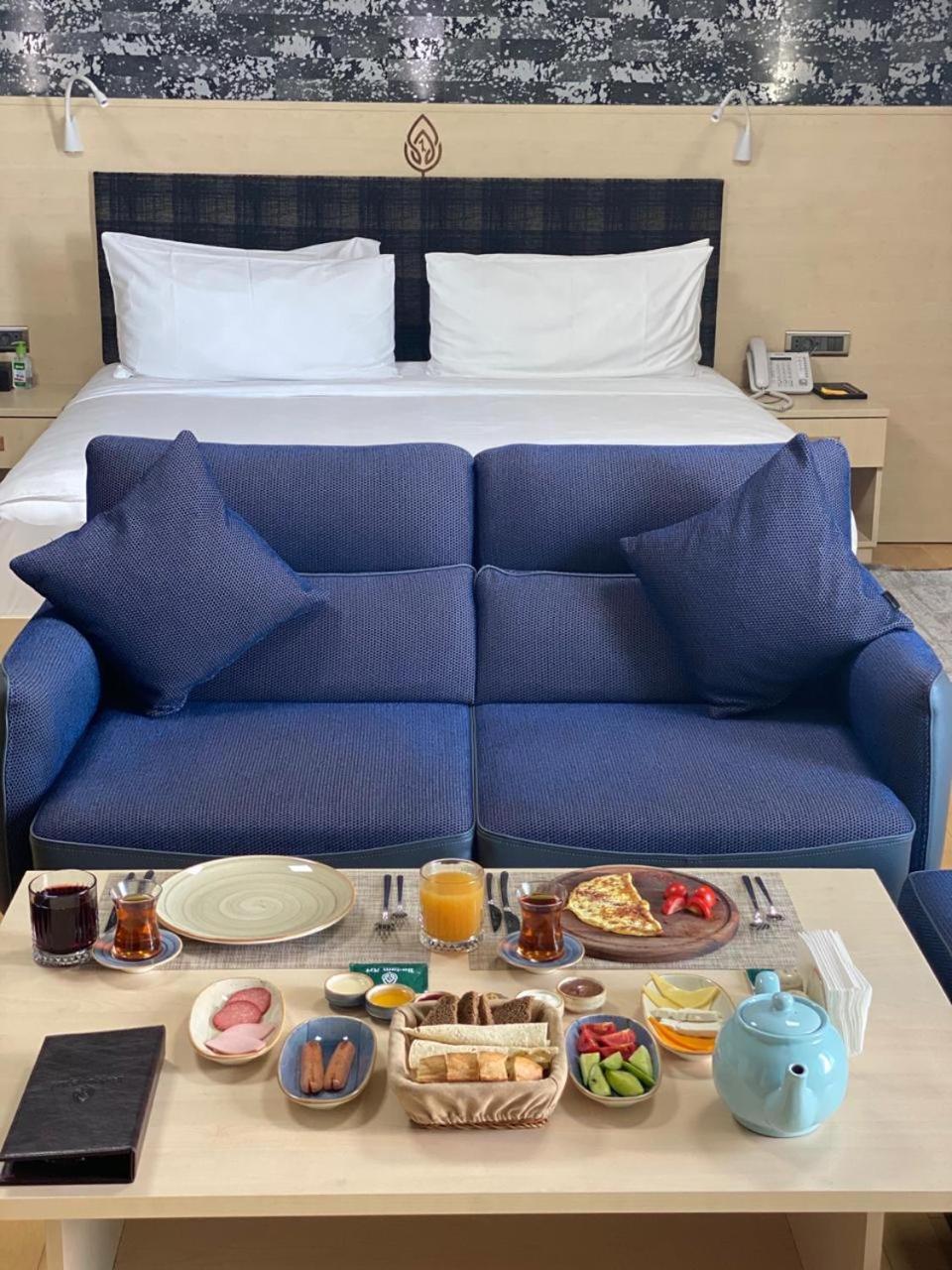 Badam D'Art Boutique Hotel Bakoe Buitenkant foto